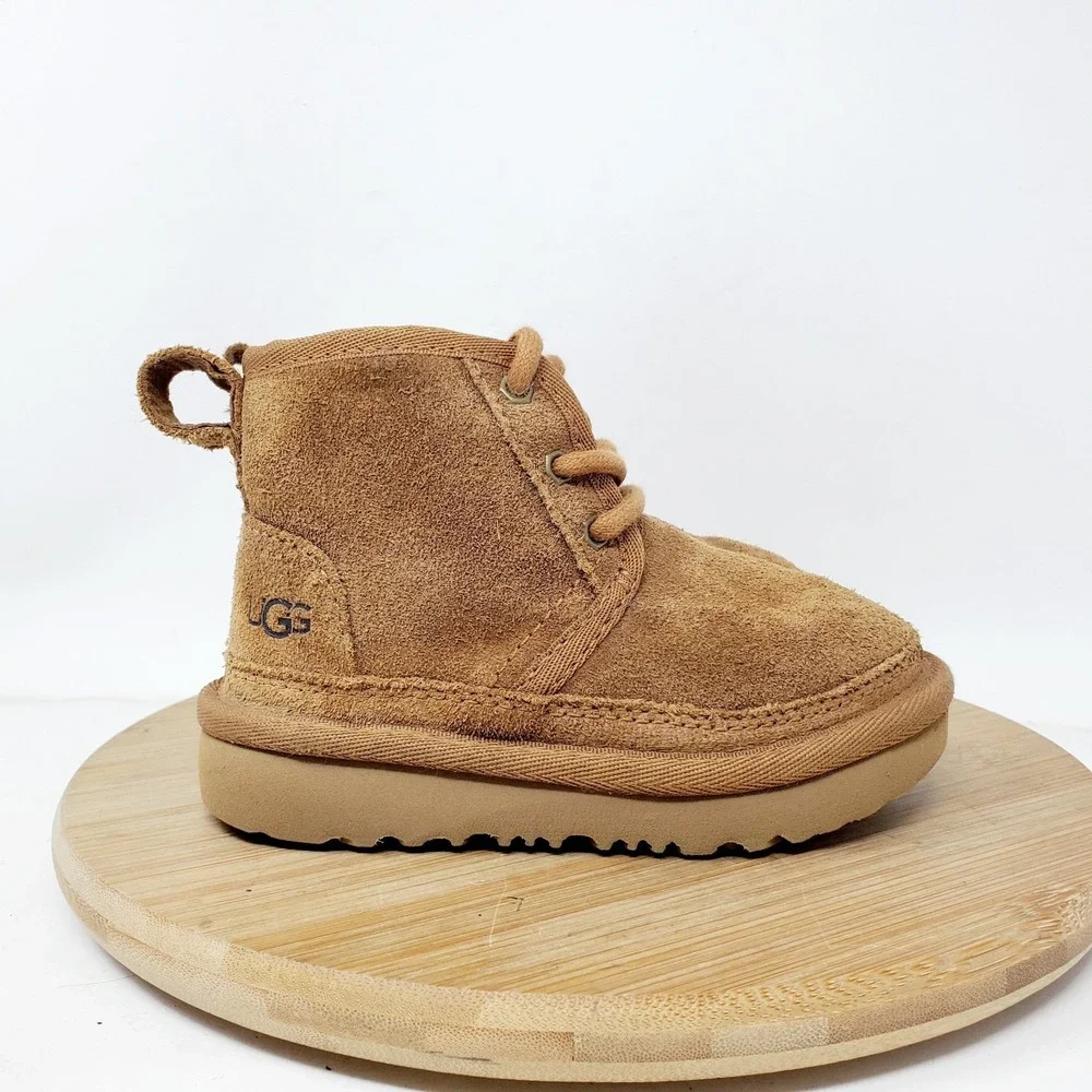 UGG Boots Kids 7 Neumel Brown Suede Shearling Chukka Shoes Little Boy‎ Toddler